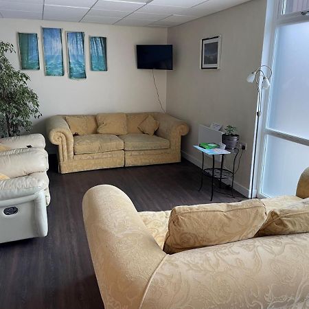 Greenway & Copper Coast Hostel Bunmahon ภายนอก รูปภาพ