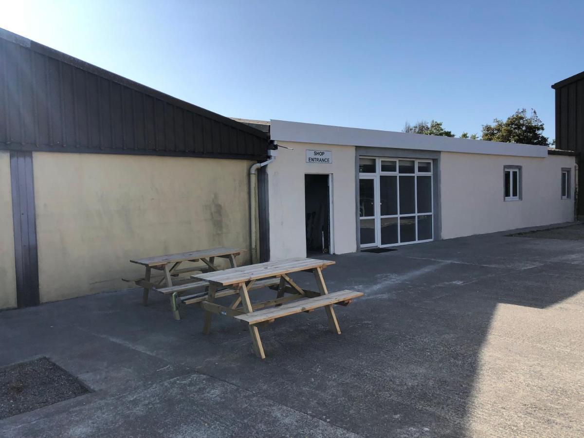 Greenway & Copper Coast Hostel Bunmahon ภายนอก รูปภาพ
